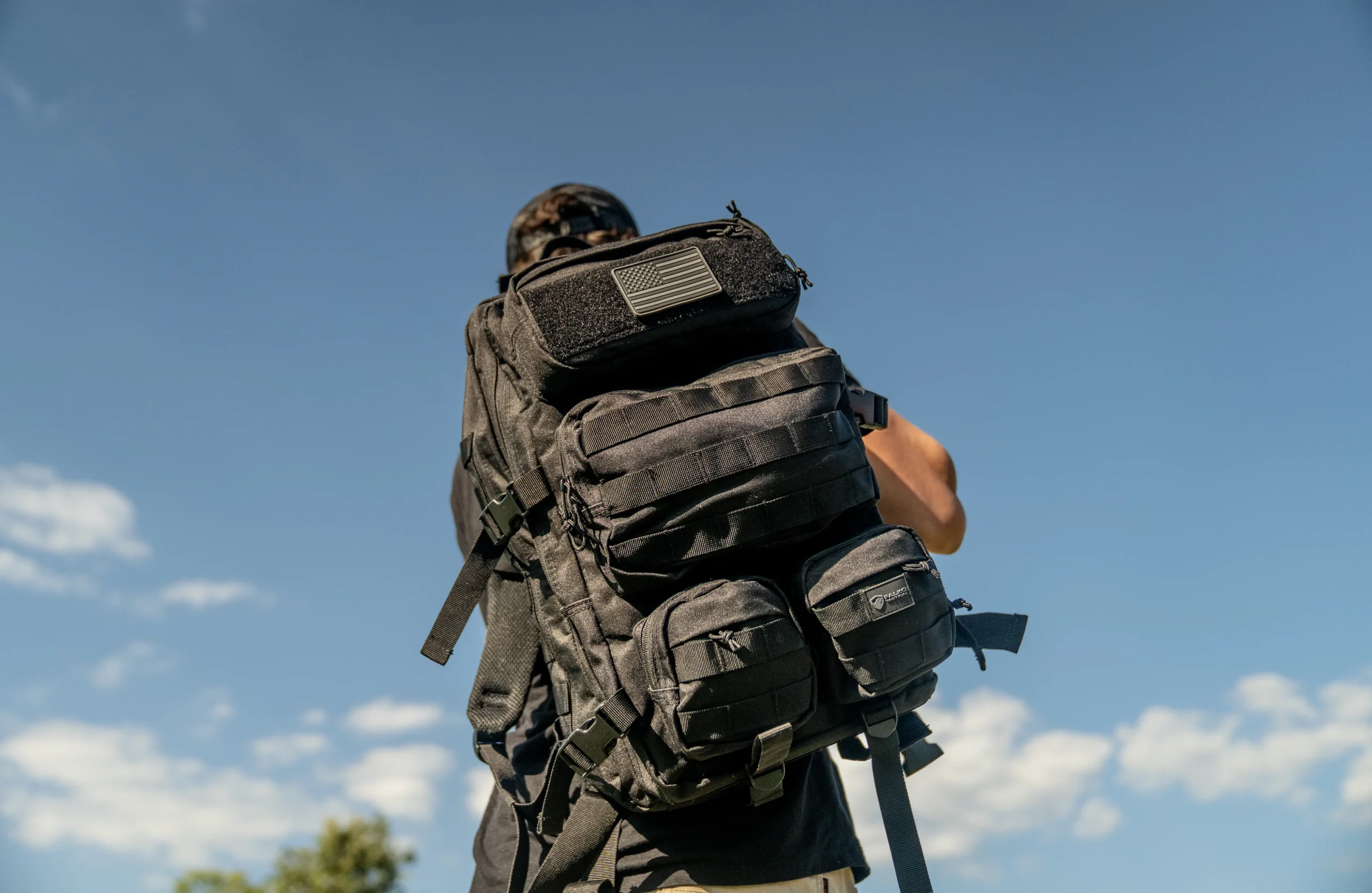 Тактический рюкзак в городе: 5 причин, почему он заменил обычный городской рюкзак